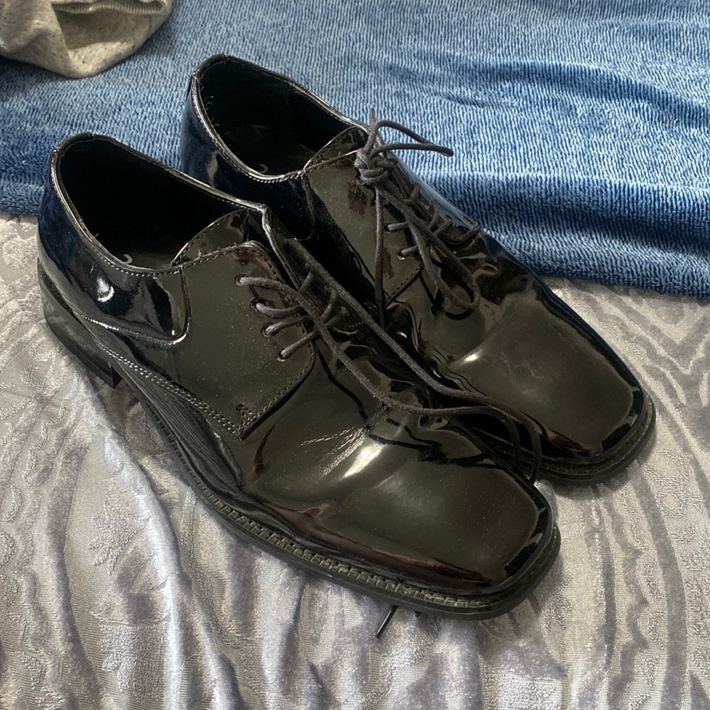 BRAND NEW DRESS SHOES! 🖤
